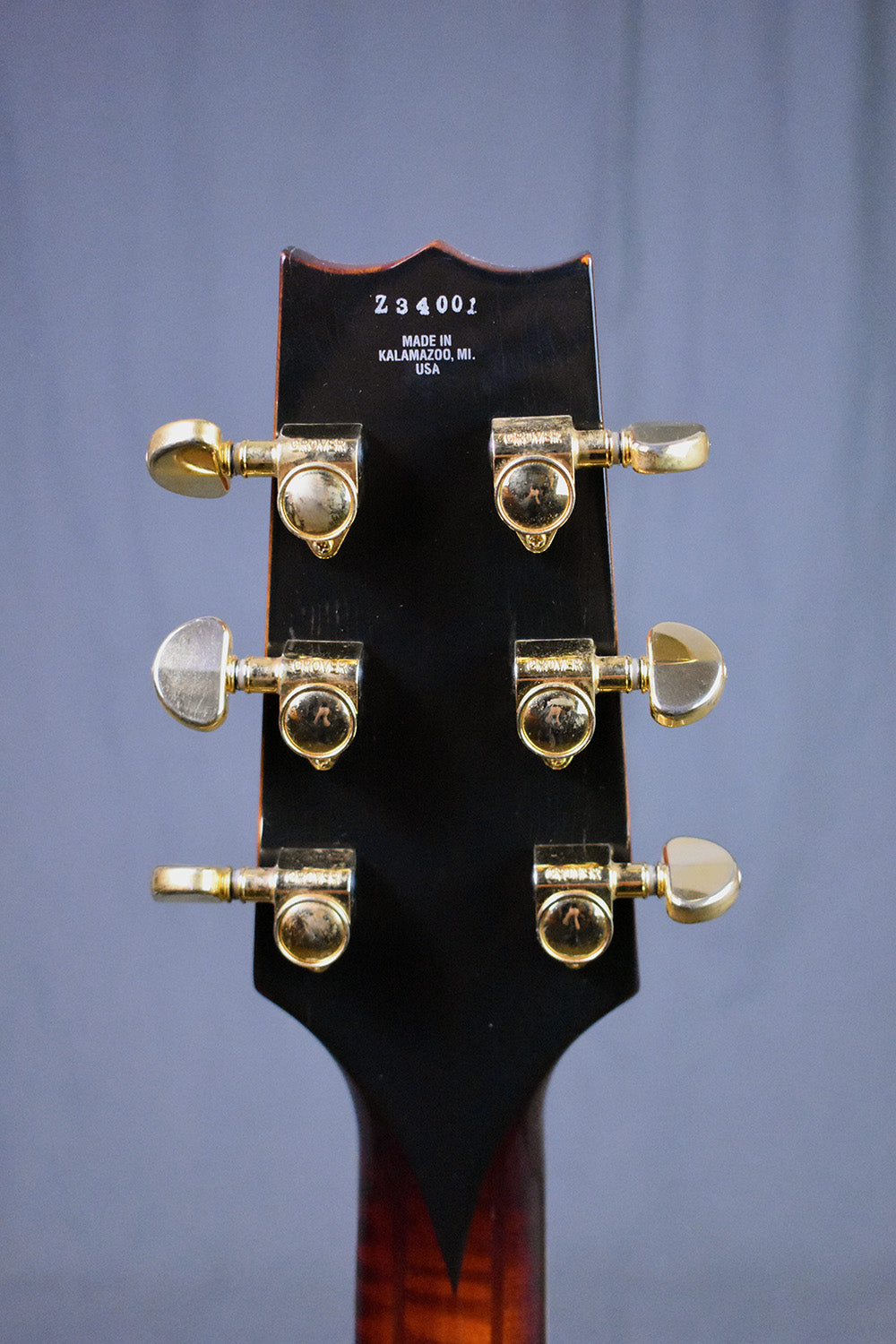 2010 Heritage Sweet 16 Almond Sunburst