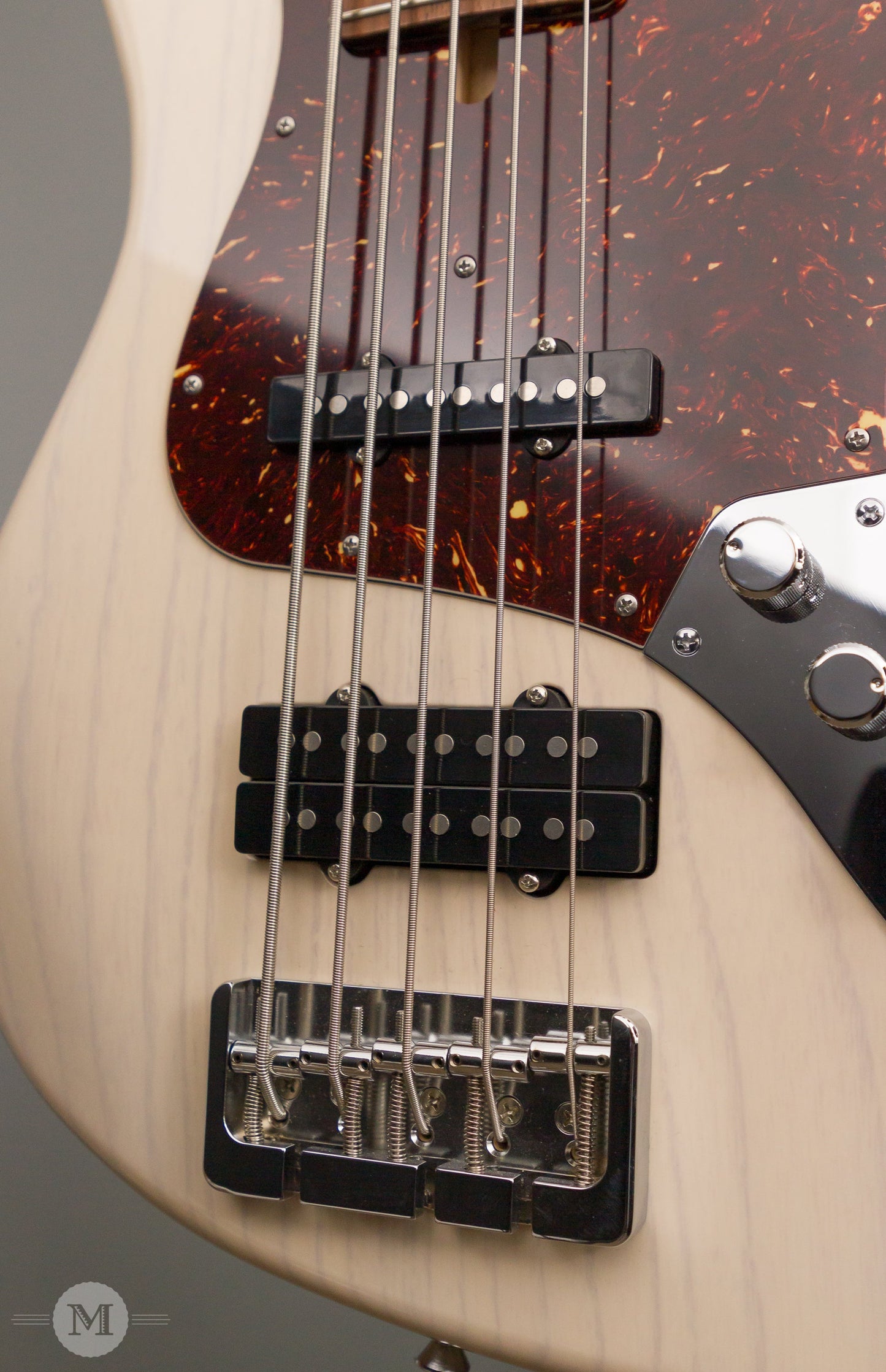 Don Grosh Basses - 2011 J5 Bass - Mary Kay - Used