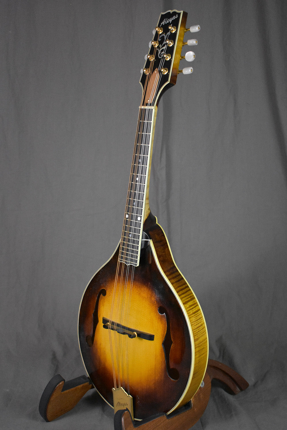 2011 Aleyas LA-5 Mandolin