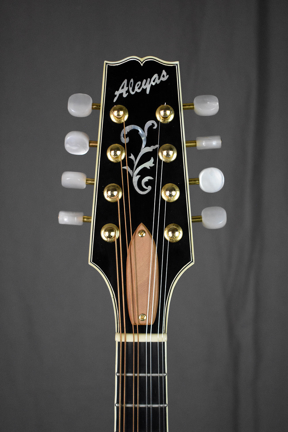 2011 Aleyas LA-5 Mandolin