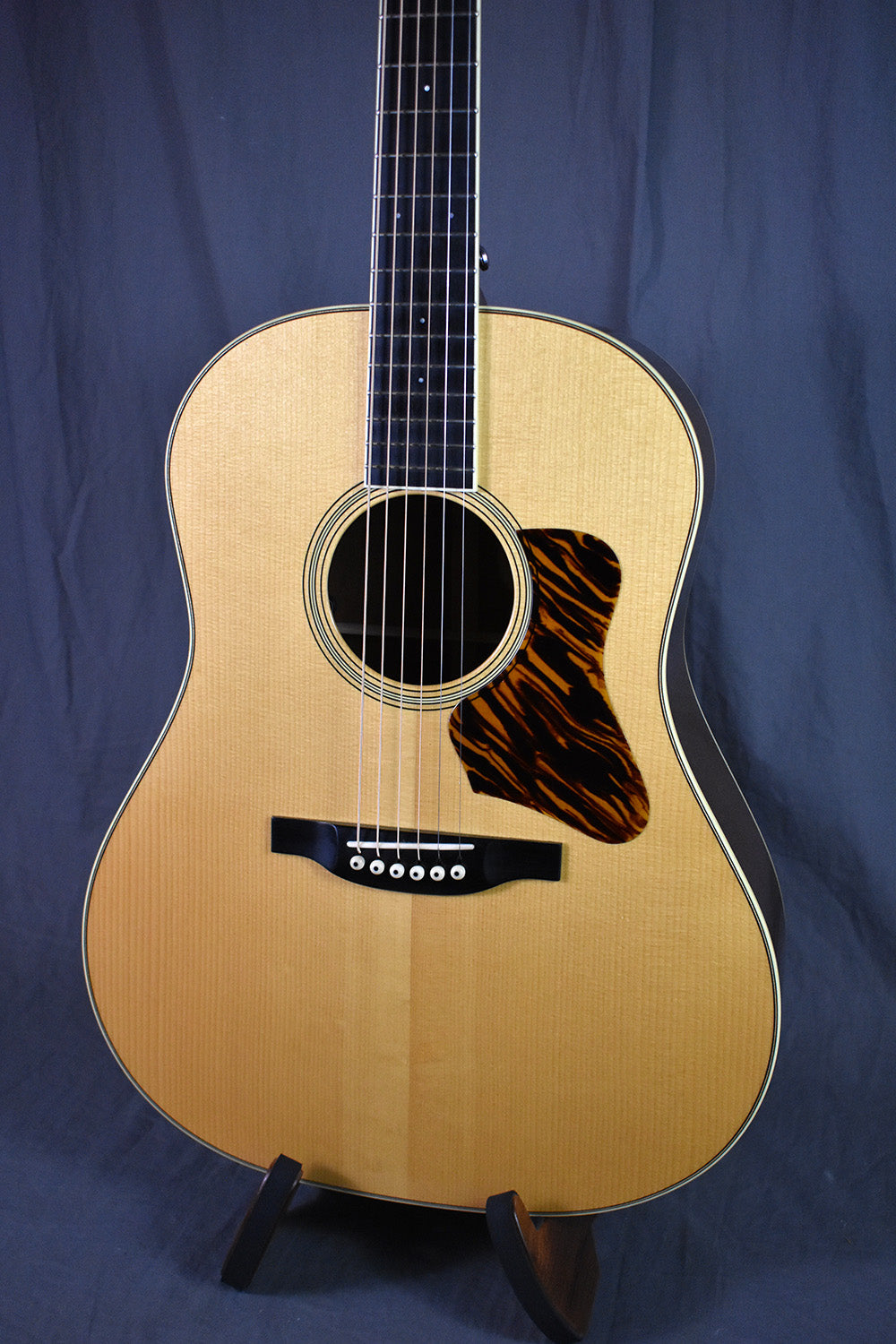 2011 Bourgeois Slope D / Short Scale