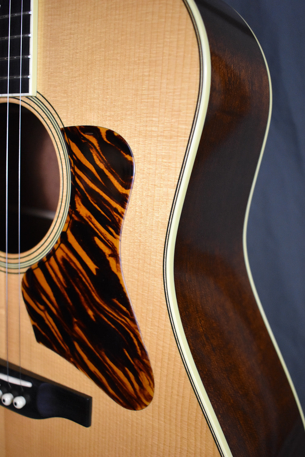 2011 Bourgeois Slope D / Short Scale