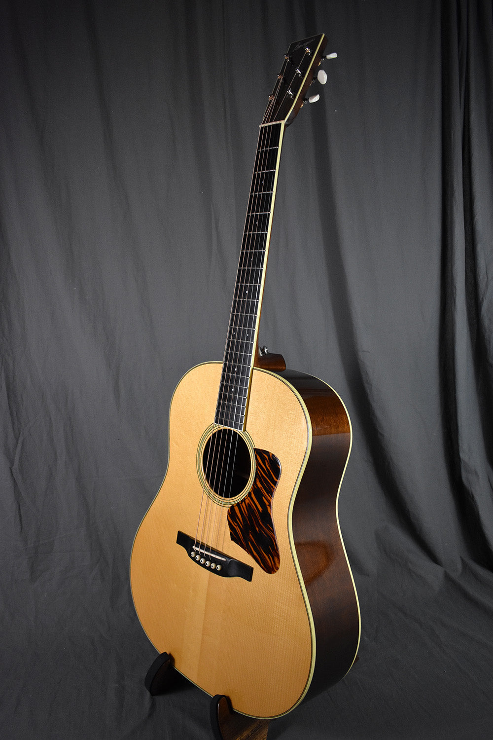 2011 Bourgeois Slope D / Short Scale