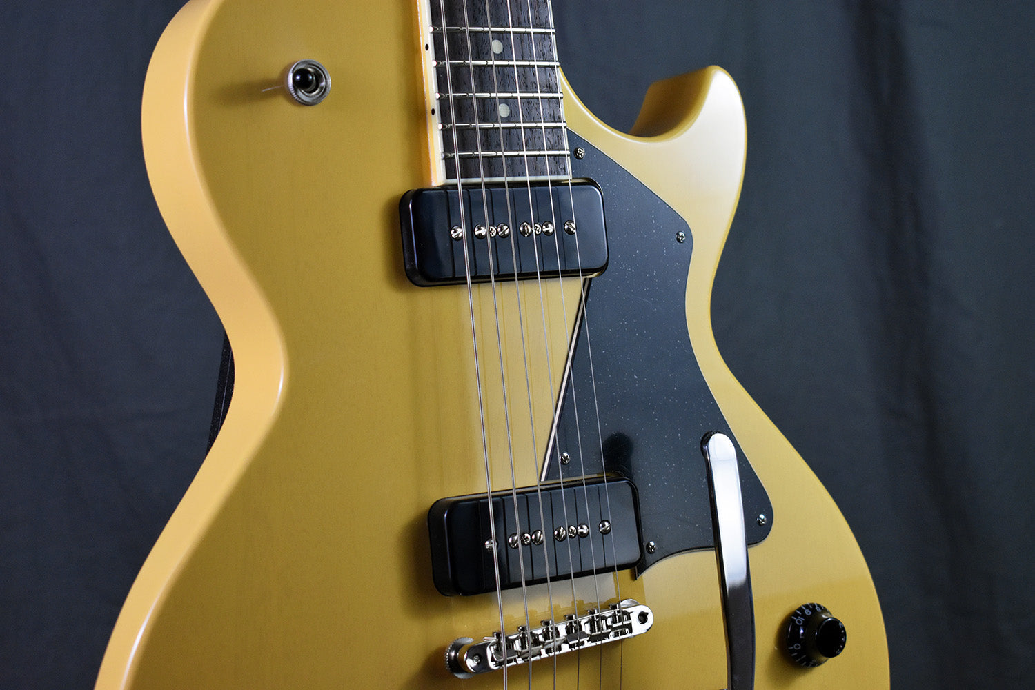 Collings 290 TV Yellow w/ Bigsby