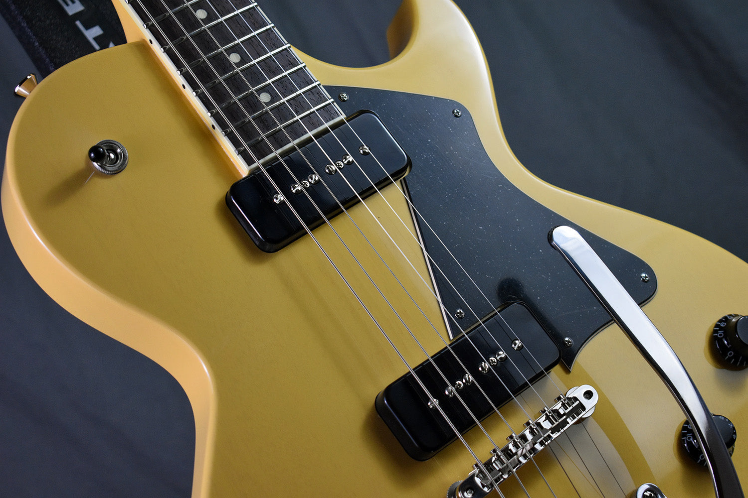 Collings 290 TV Yellow w/ Bigsby