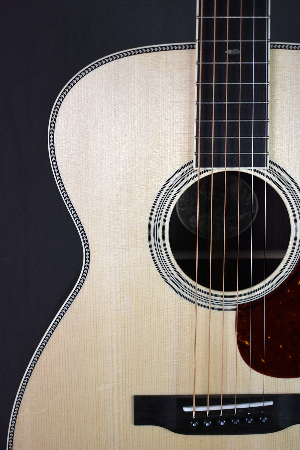 Collings 002H G 14-Fret w/ 42-Style Snowflake inlay