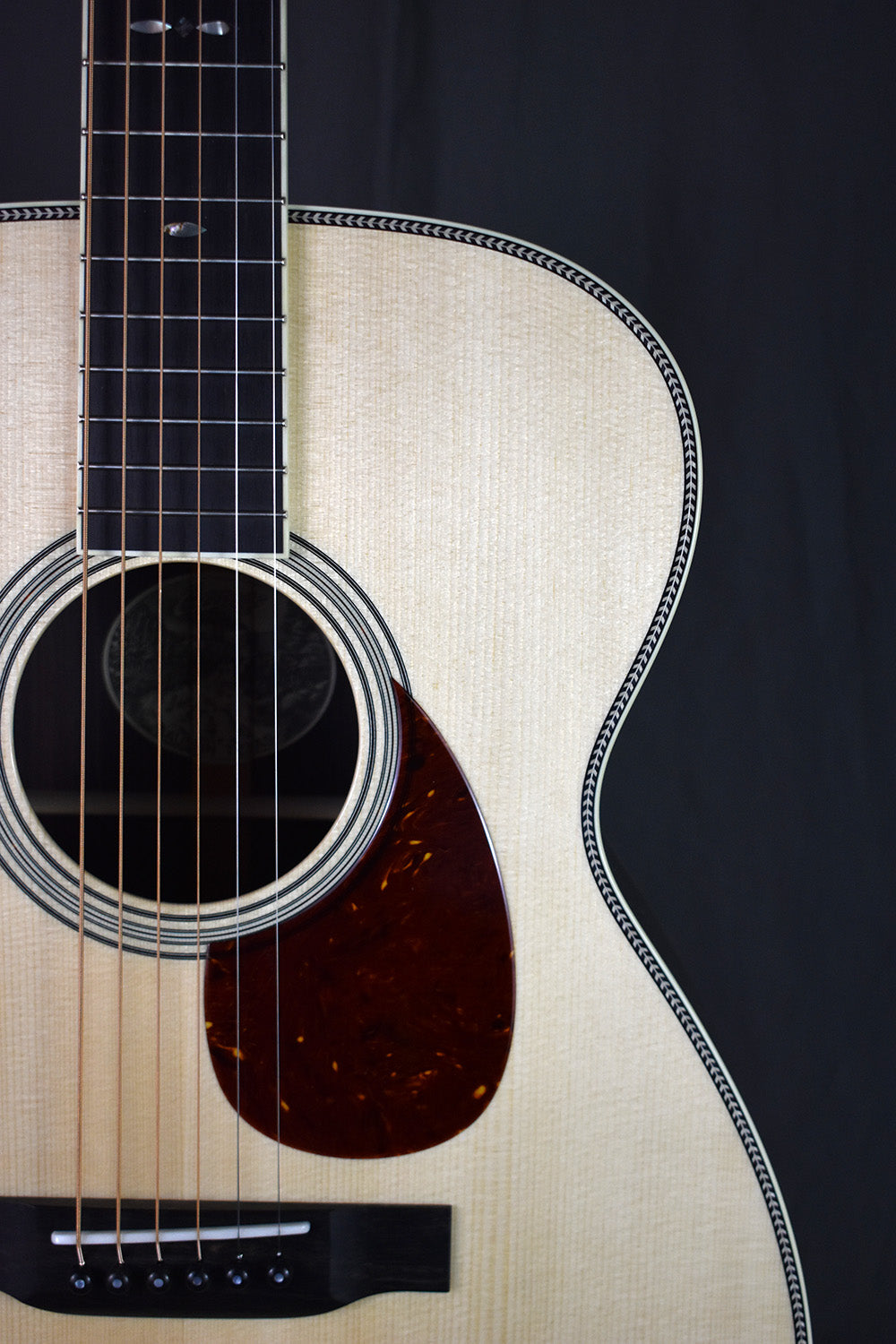 Collings 002H G 14-Fret w/ 42-Style Snowflake inlay