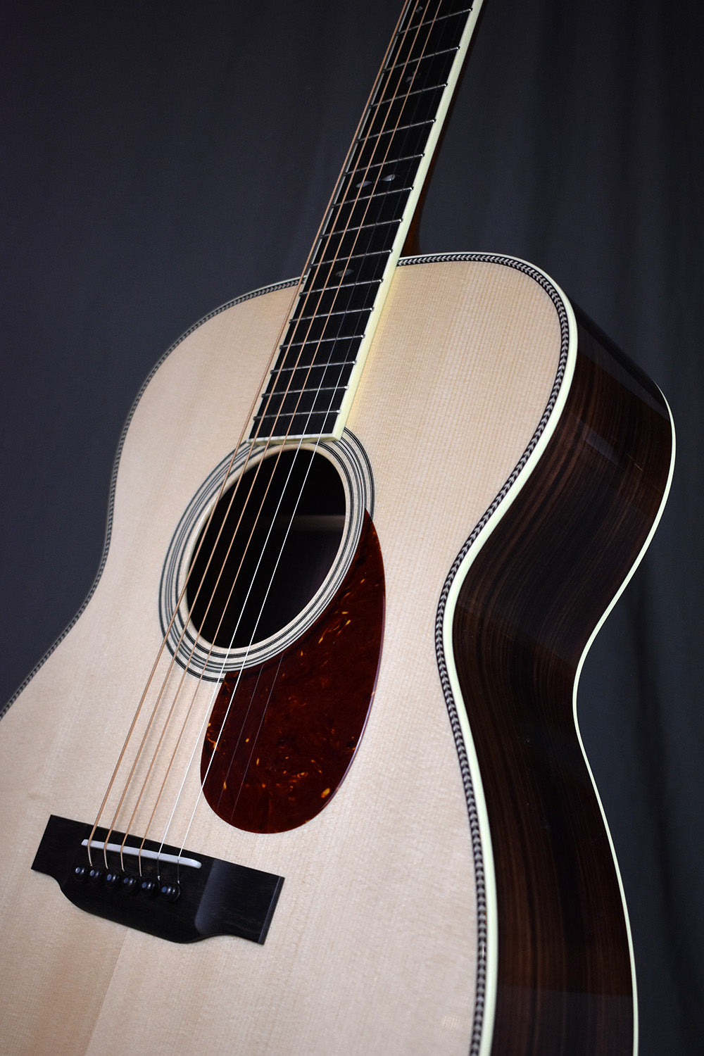 Collings 002H G 14-Fret w/ 42-Style Snowflake inlay