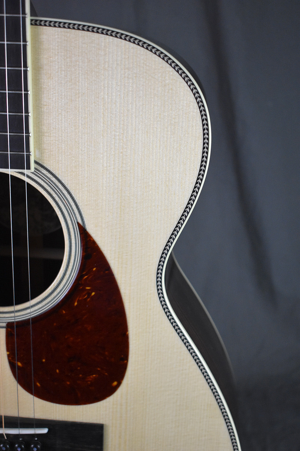 Collings 002H G 14-Fret w/ 42-Style Snowflake inlay