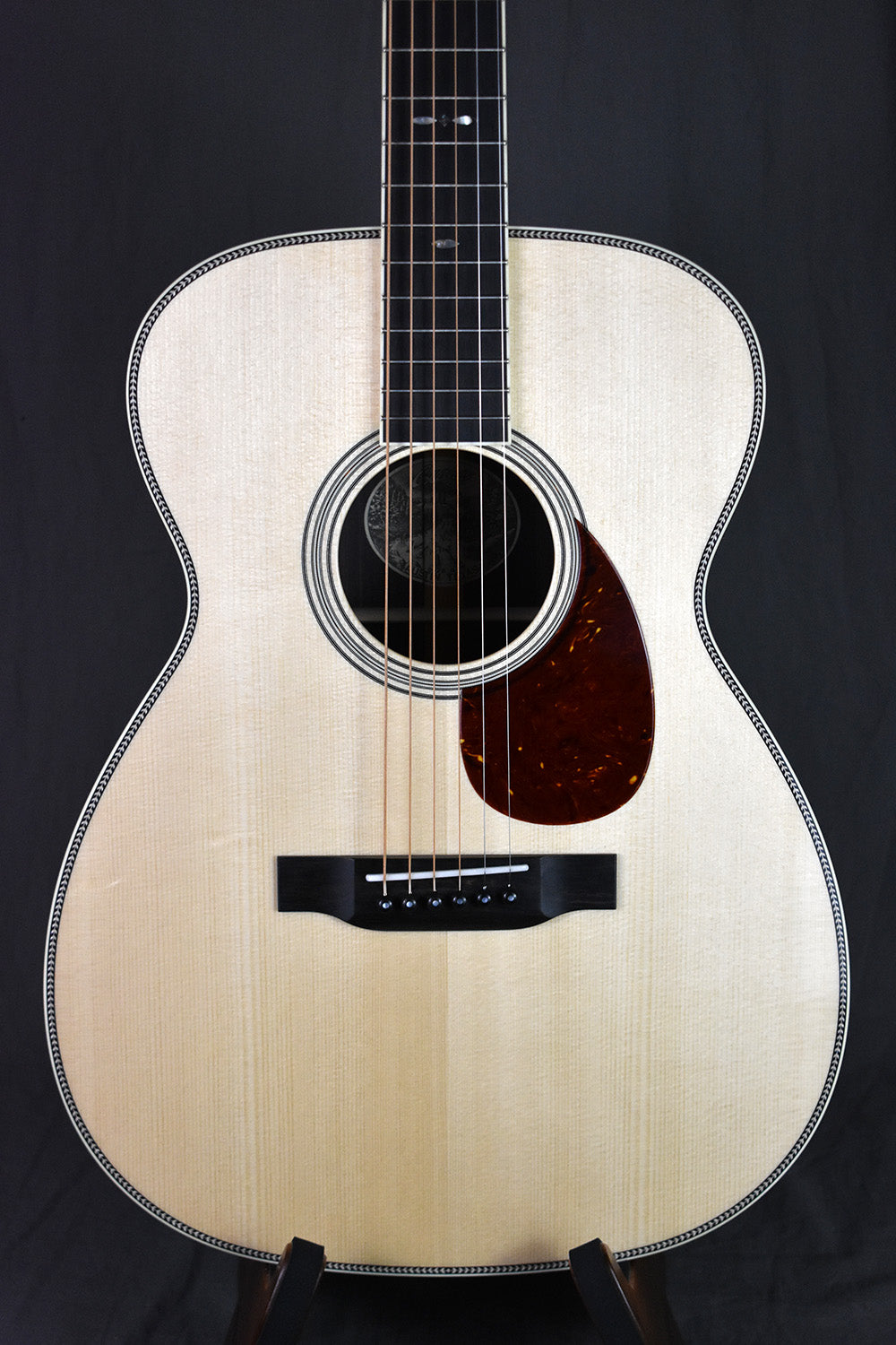 Collings 002H G 14-Fret w/ 42-Style Snowflake inlay