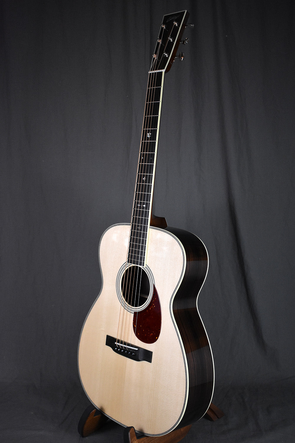 Collings 002H G 14-Fret w/ 42-Style Snowflake inlay