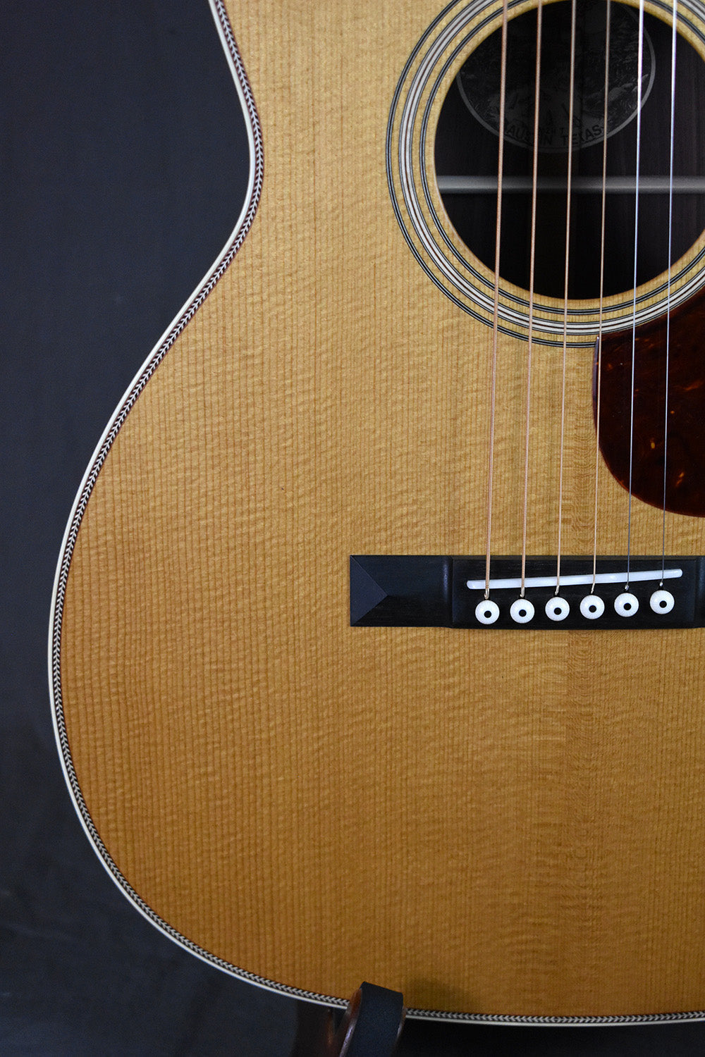 Collings 002H T Baked Sitka