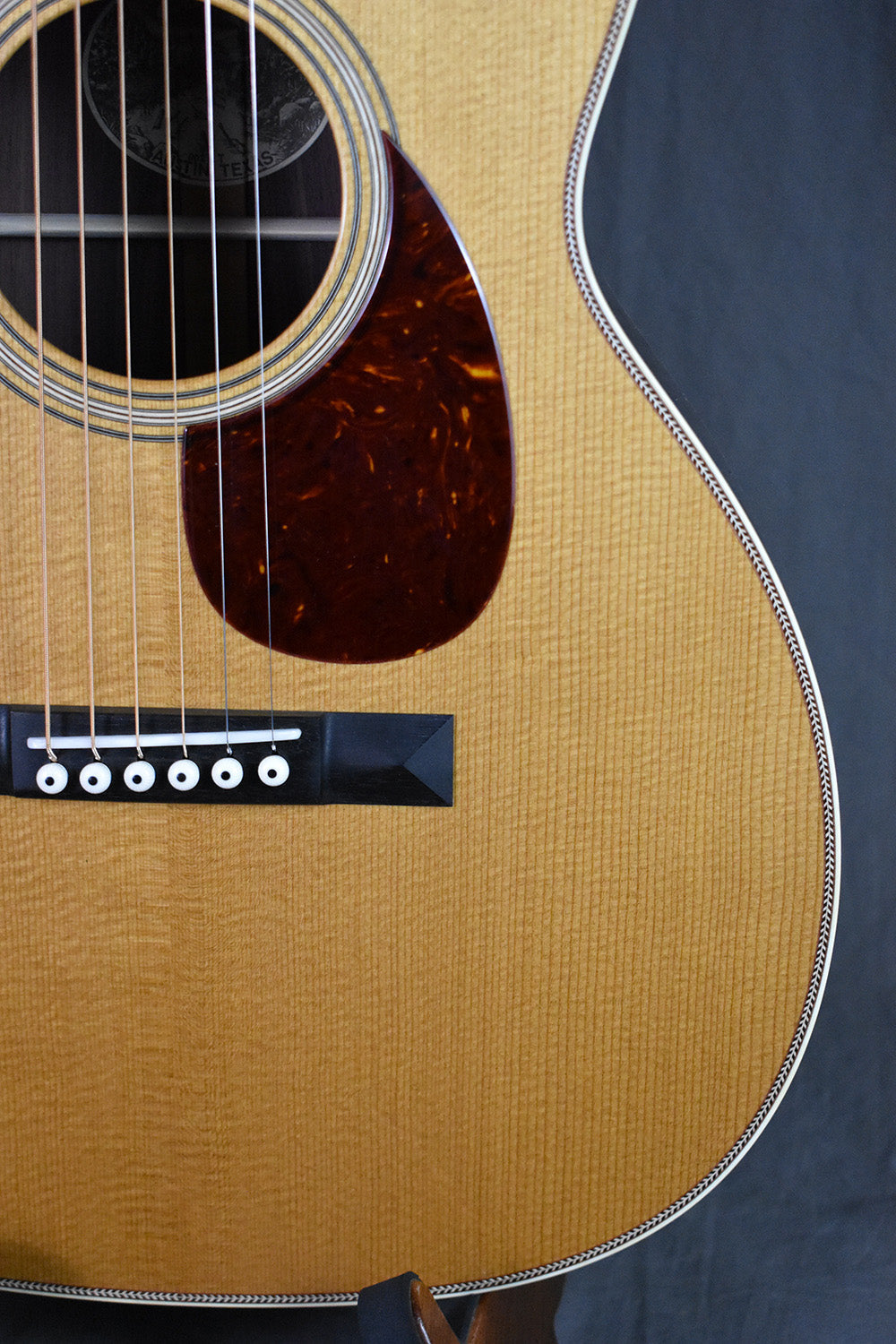 Collings 002H T Baked Sitka