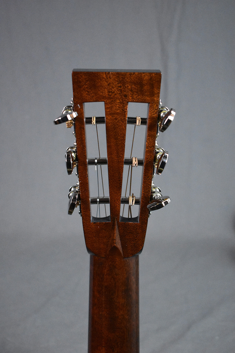 Collings 002H T Baked Sitka