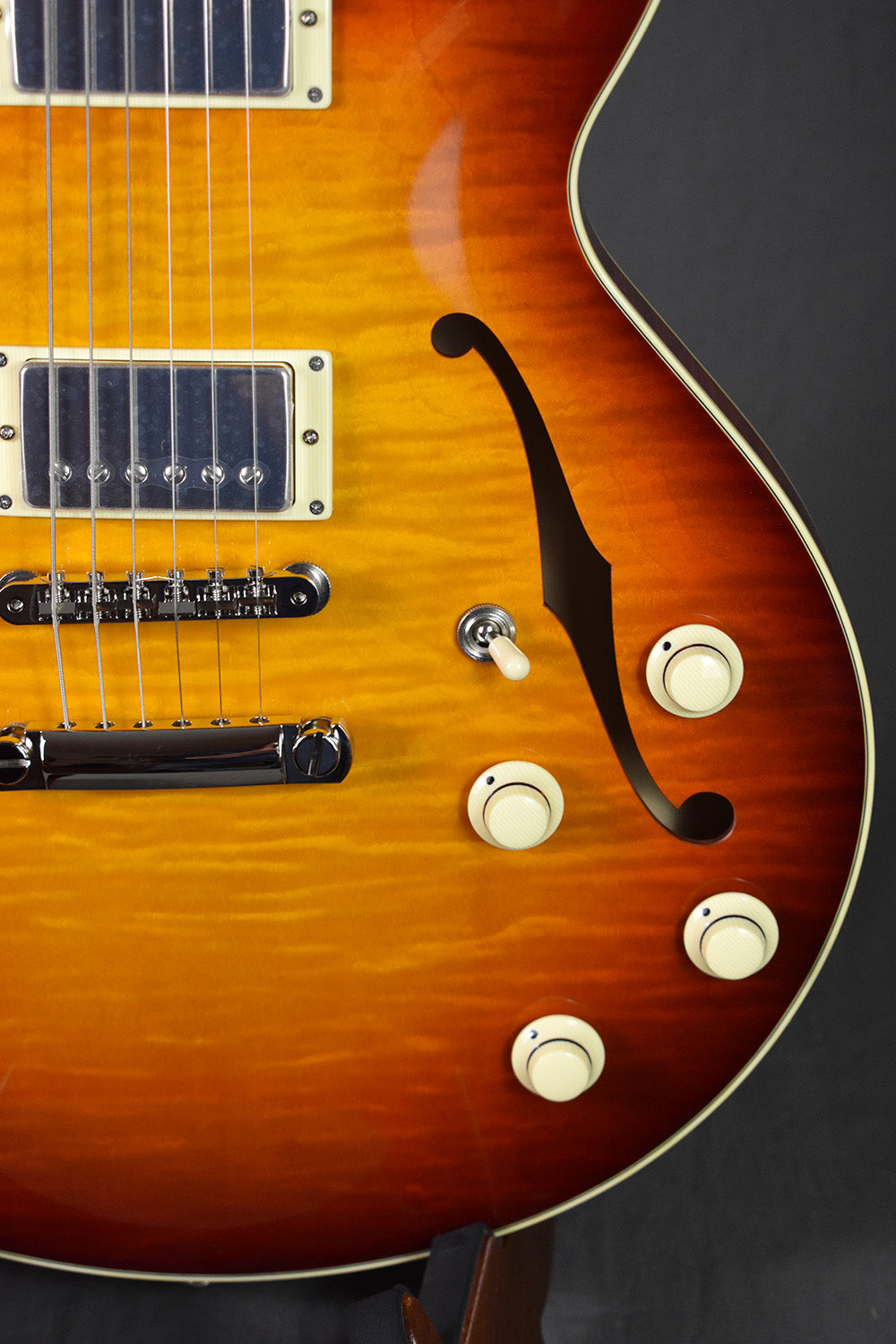 Collings I-35 LC Deluxe Broken Glass w/ ThroBaks