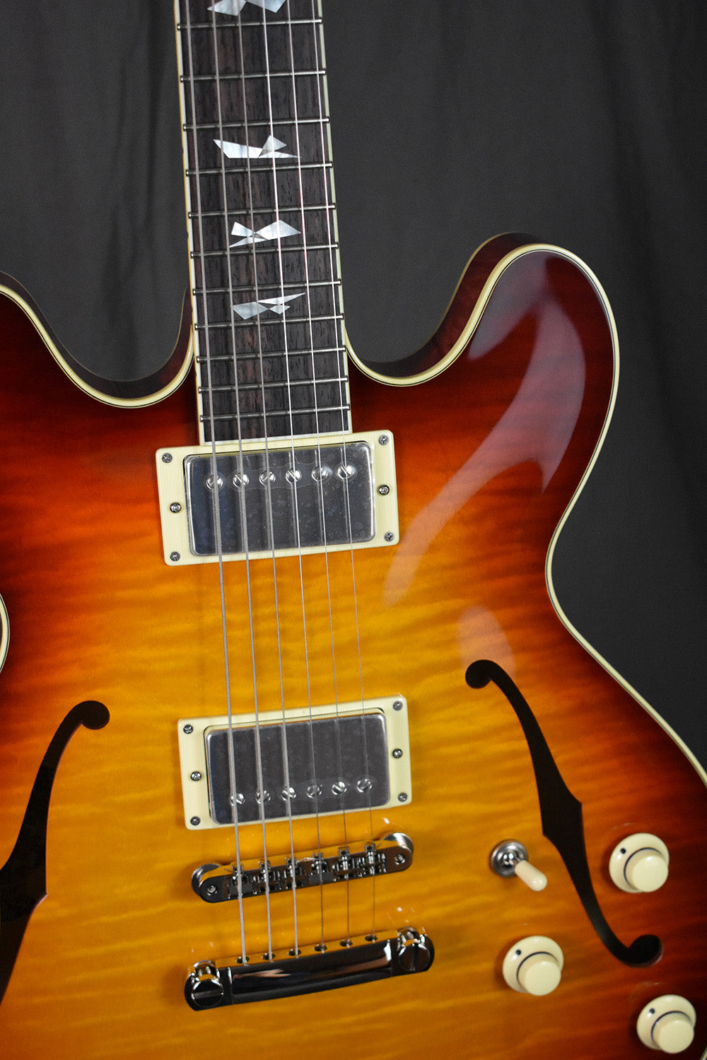 Collings I-35 LC Deluxe Broken Glass w/ ThroBaks