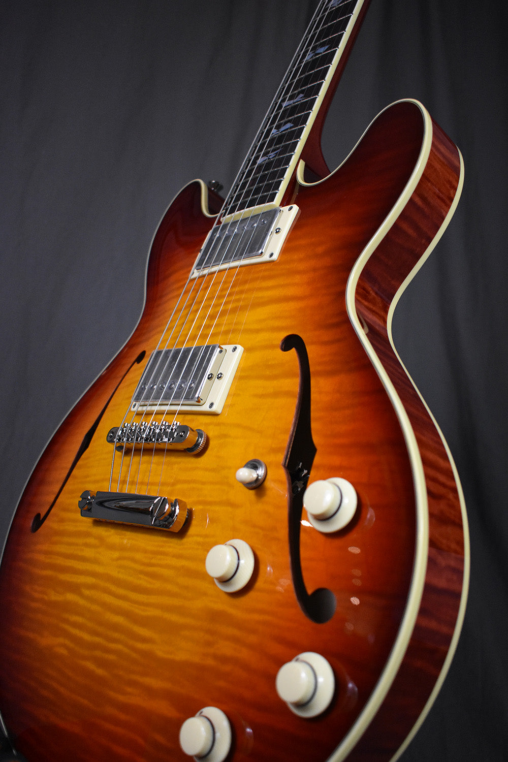 Collings I-35 LC Deluxe Broken Glass w/ ThroBaks