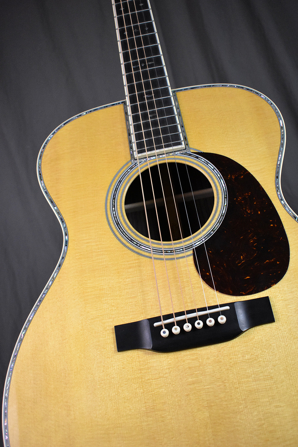 Martin 000-42