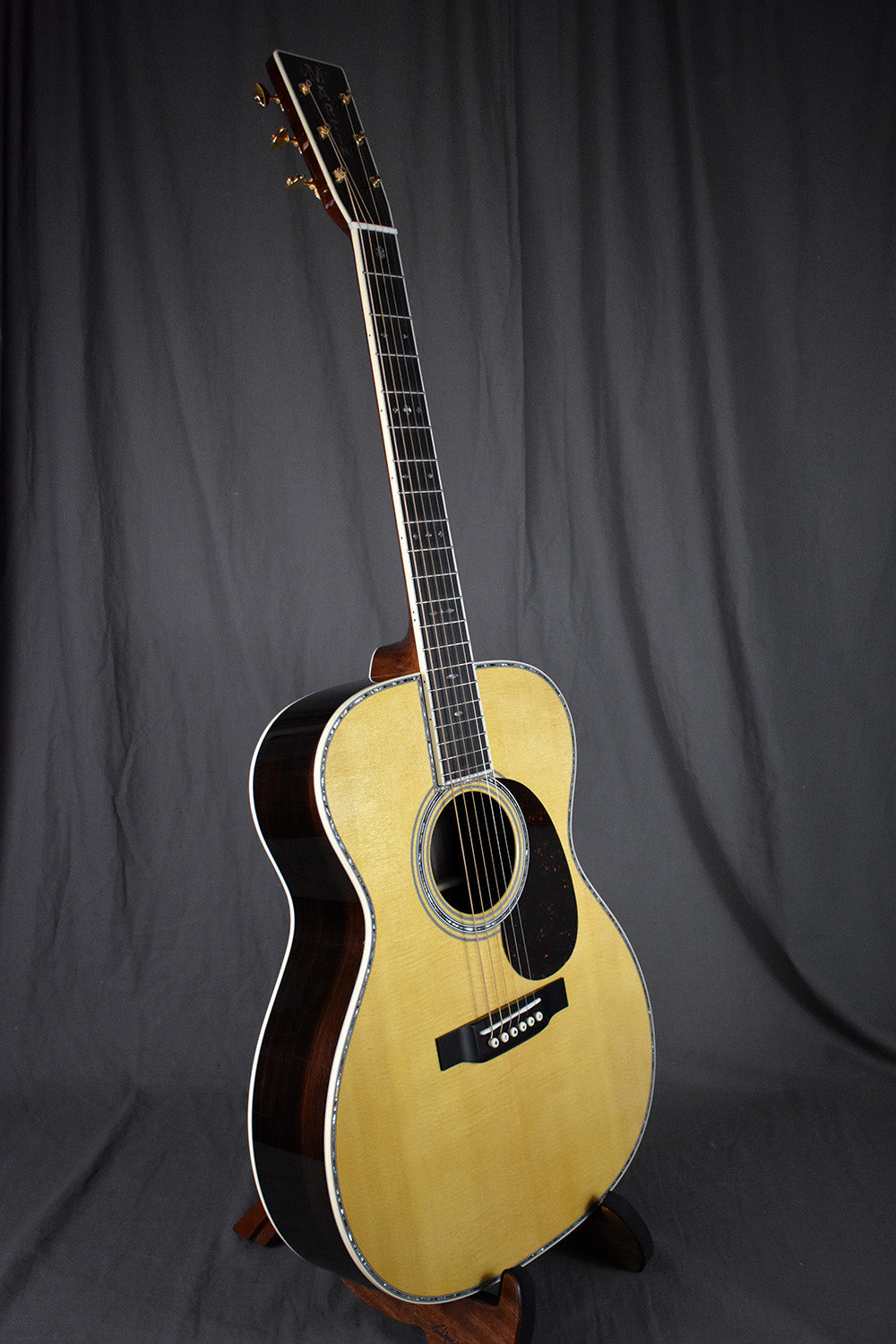 Martin 000-42