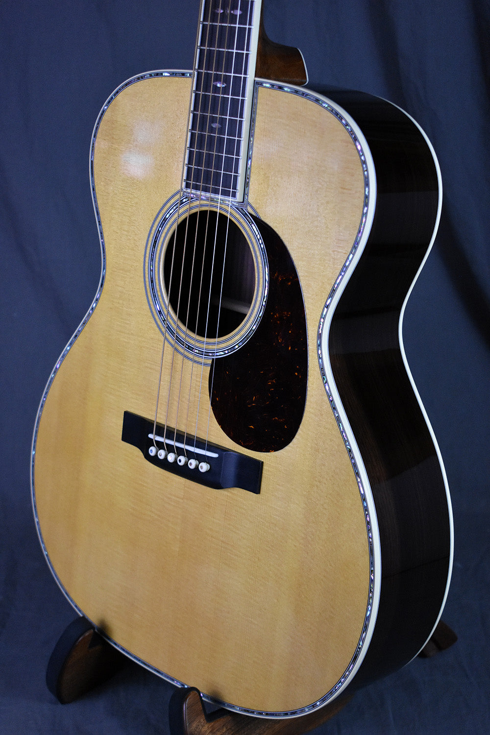 Martin 000-42