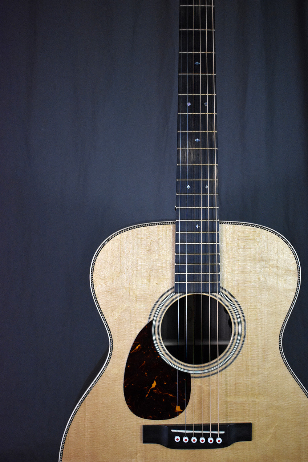 Martin OM-28E Modern Deluxe Left-Hand