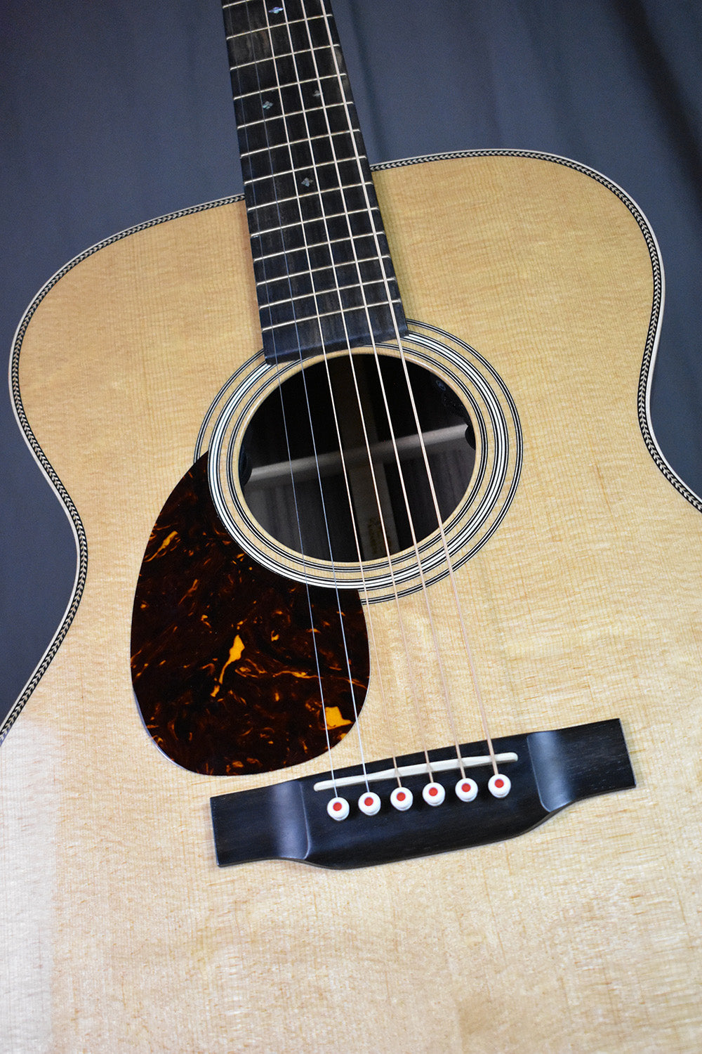 Martin OM-28E Modern Deluxe Left-Hand