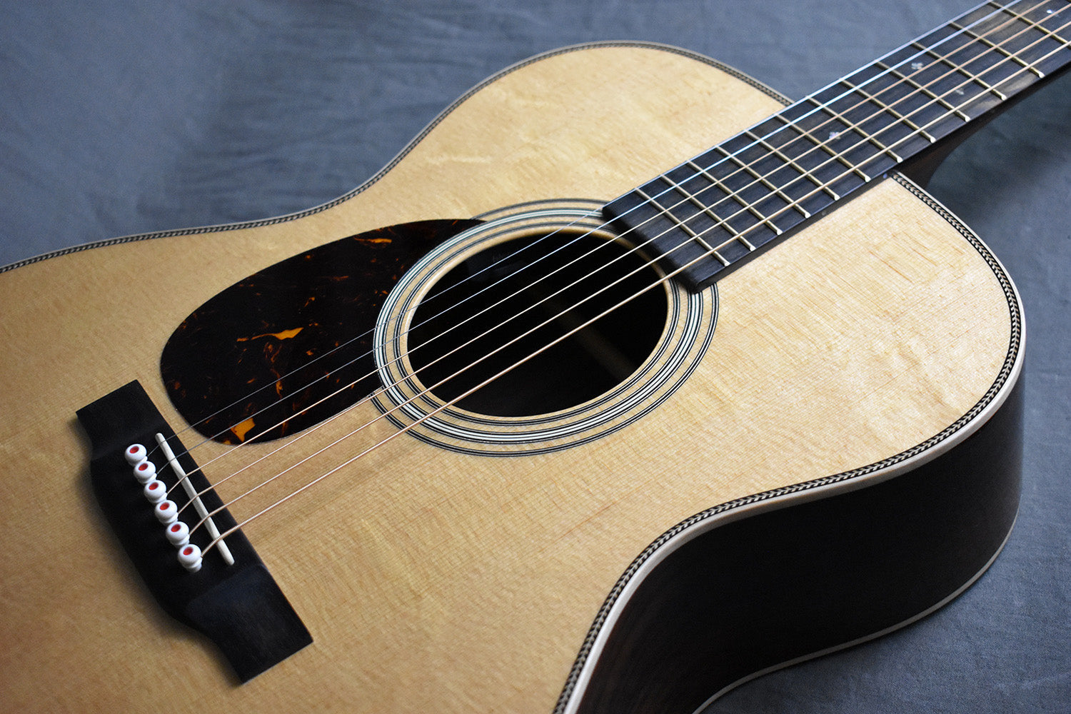 Martin OM-28E Modern Deluxe Left-Hand