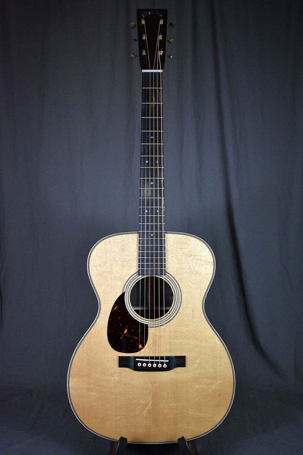Martin OM-28E Modern Deluxe Left-Hand