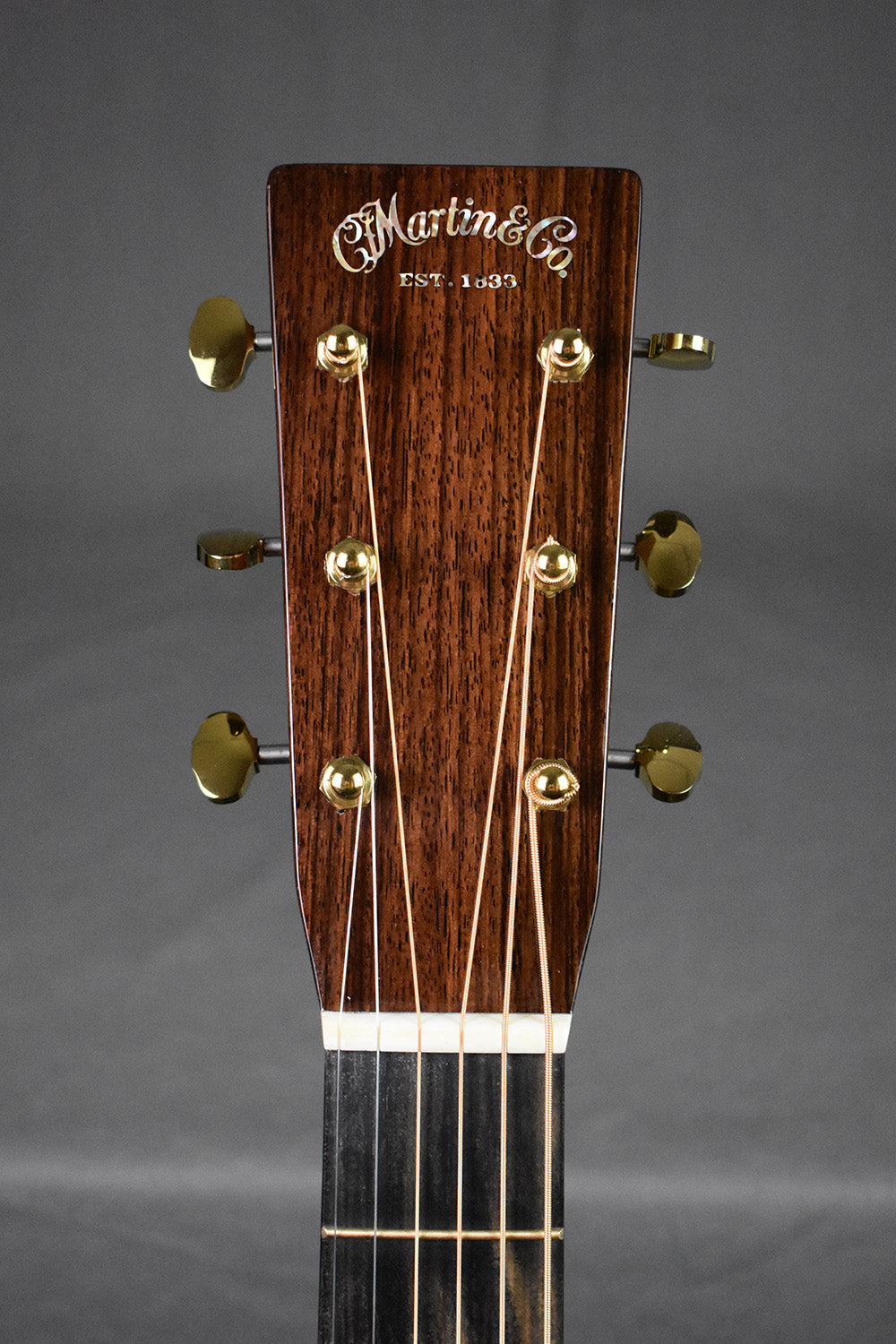 Martin OM-28E Modern Deluxe Left-Hand