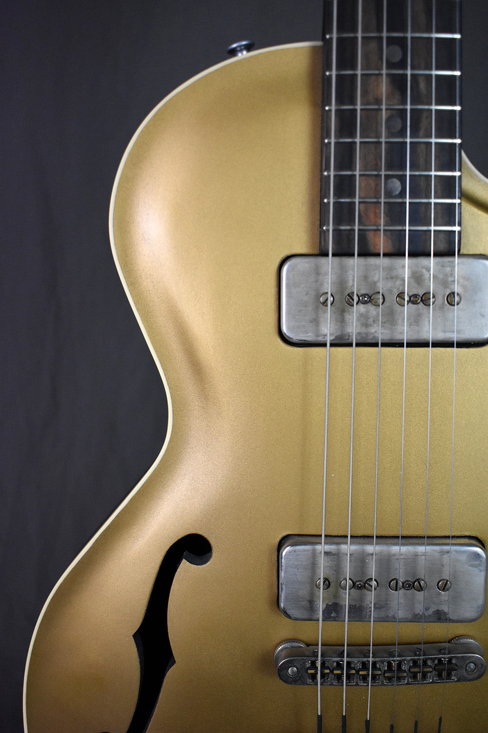 2022 Wide Sky P125 Cutaway Gold Top