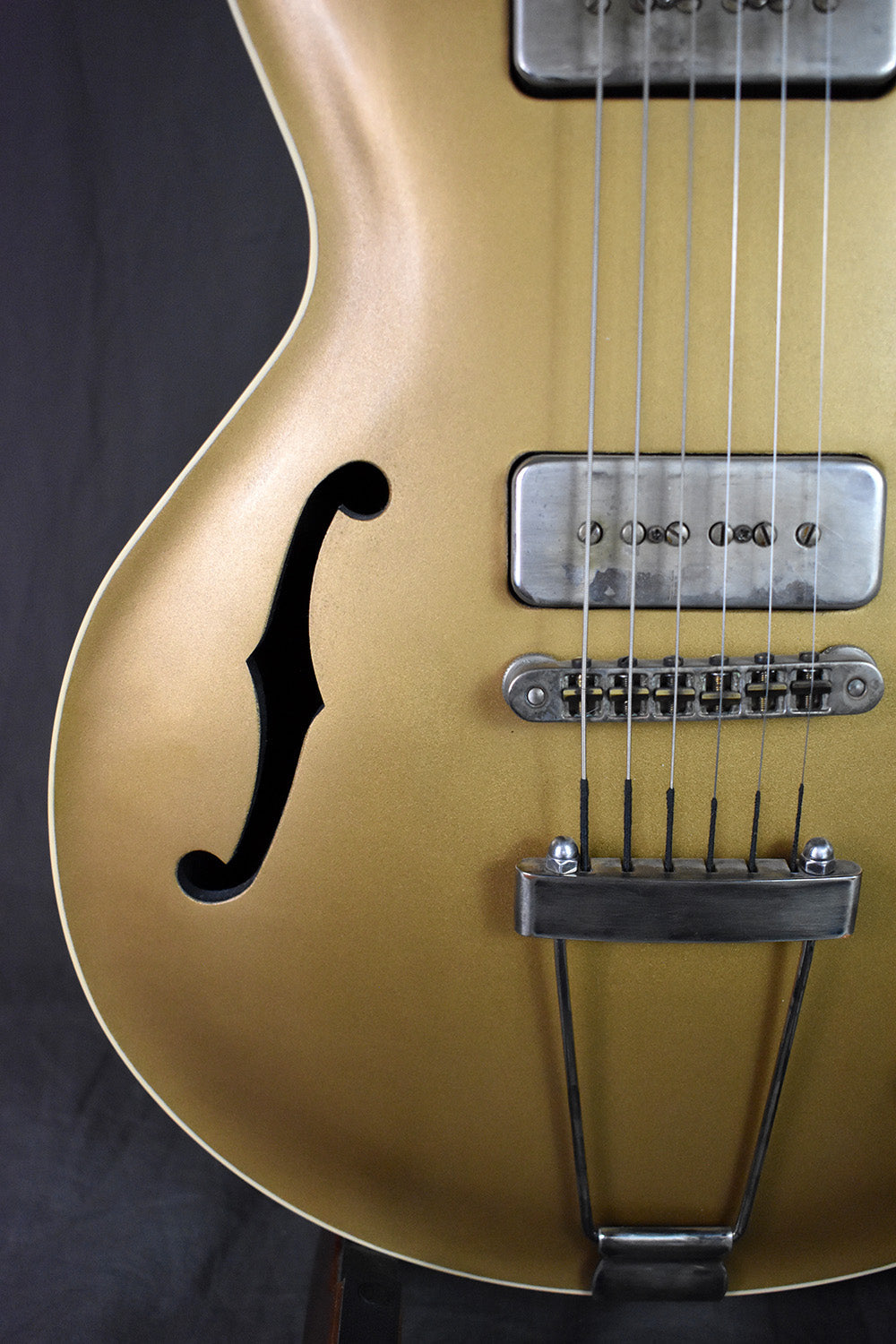 2022 Wide Sky P125 Cutaway Gold Top