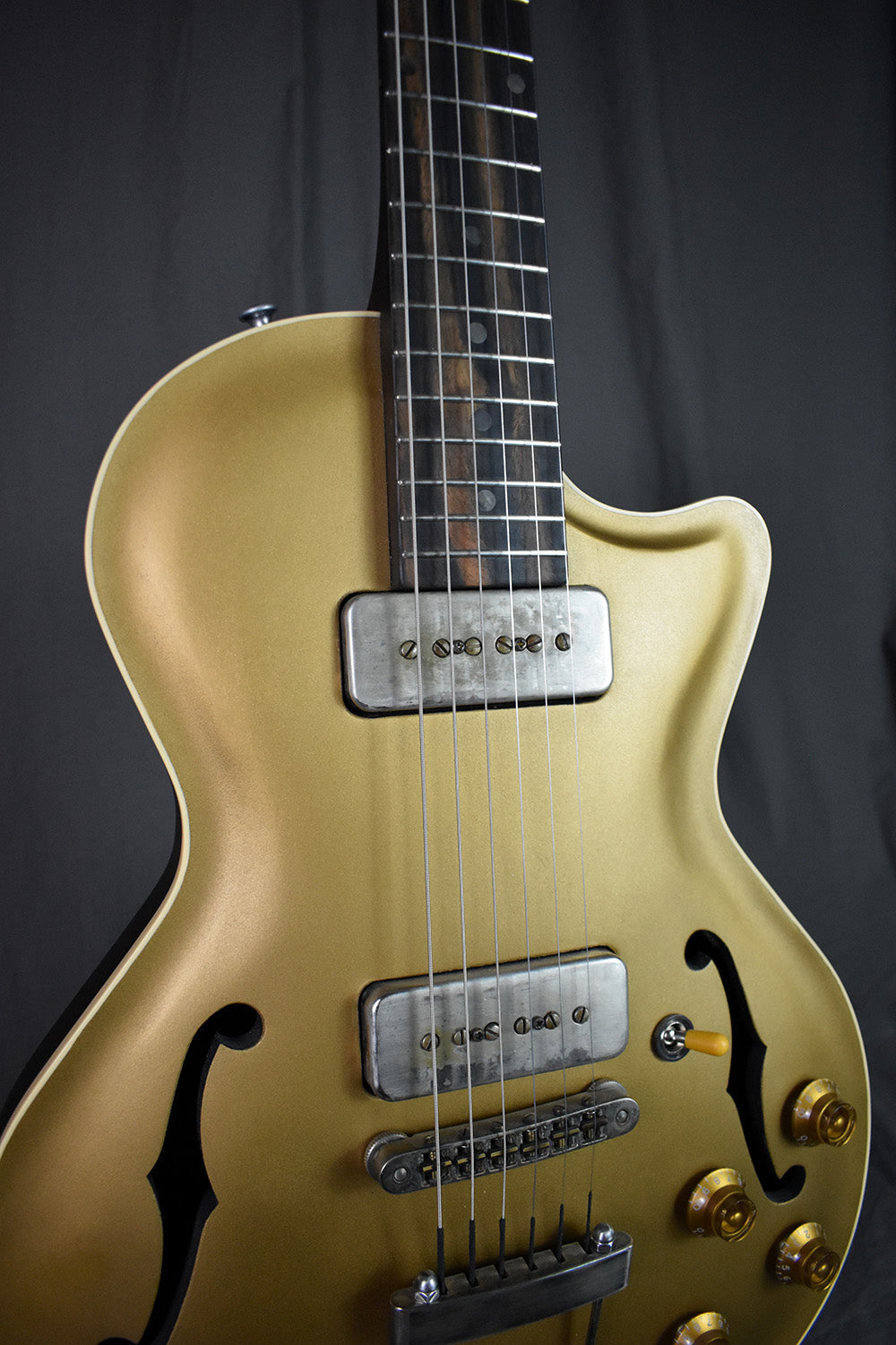 2022 Wide Sky P125 Cutaway Gold Top