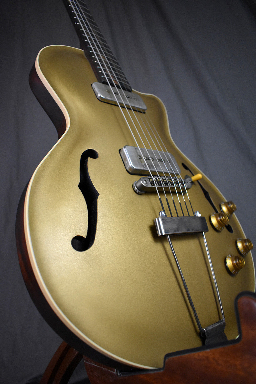 2022 Wide Sky P125 Cutaway Gold Top