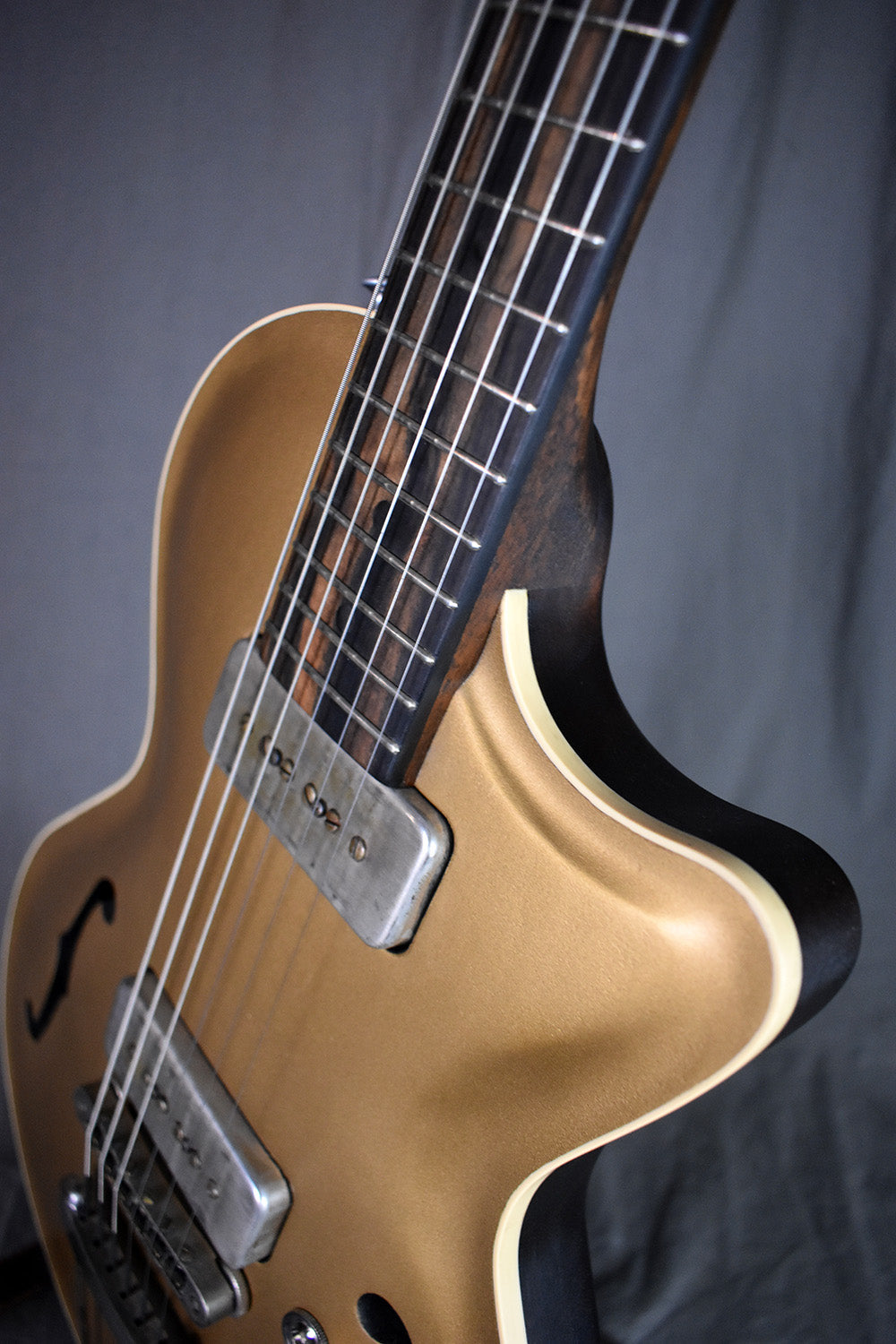 2022 Wide Sky P125 Cutaway Gold Top