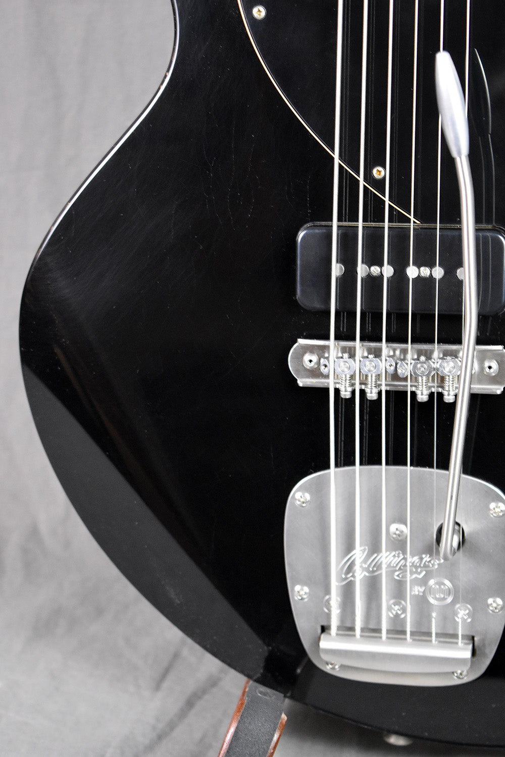 Collings 360 Baritone Aged Jet Black