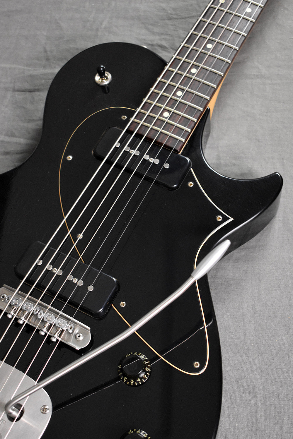 Collings 360 Baritone Aged Jet Black