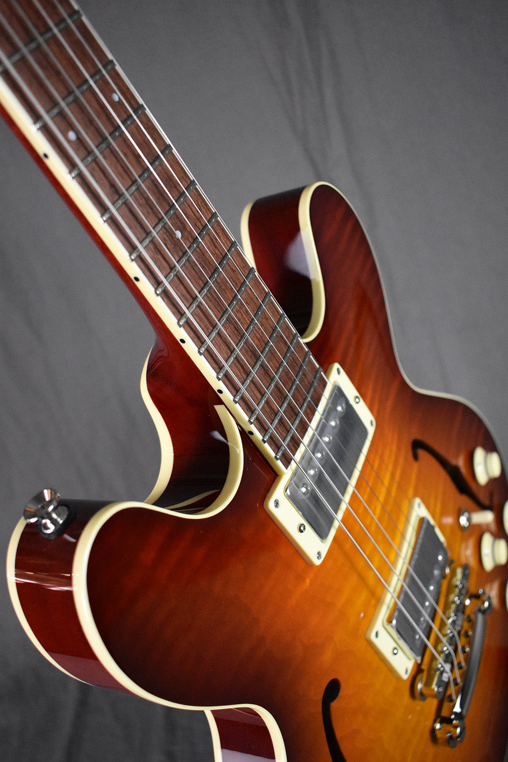 Collings I-35 Deluxe Dark Cherry Sunburst