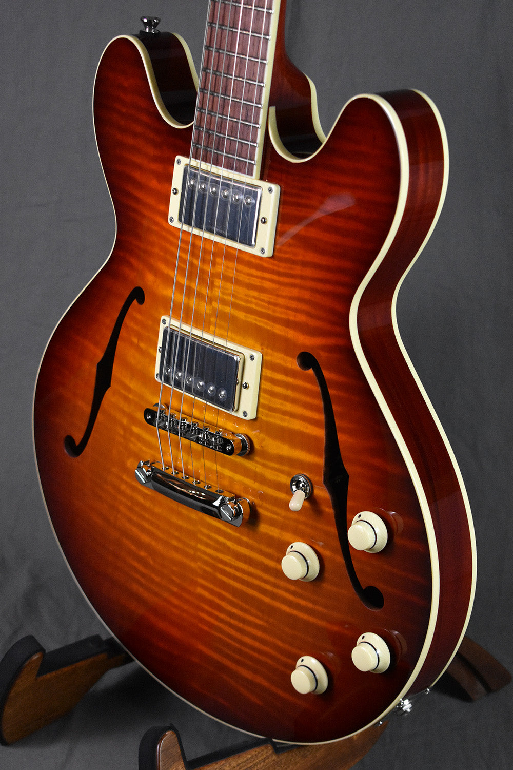 Collings I-35 Deluxe Dark Cherry Sunburst