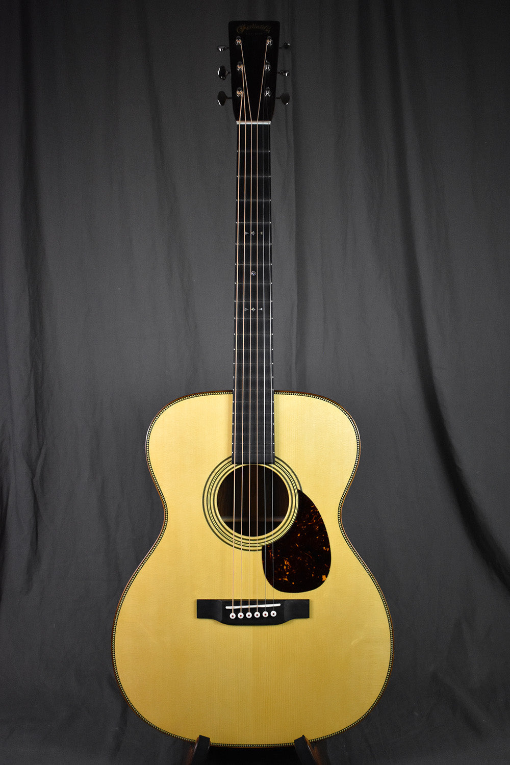 Martin Custom Shop OM-28 Guatemalan Rosewood