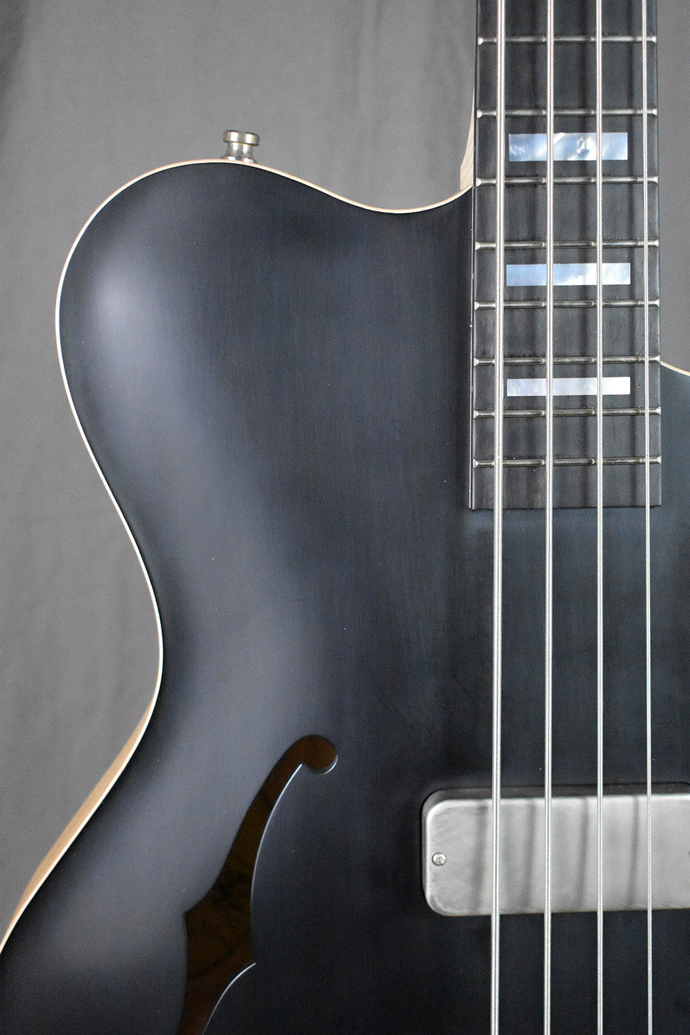 2023 Nik Huber Rietbergen Bass
