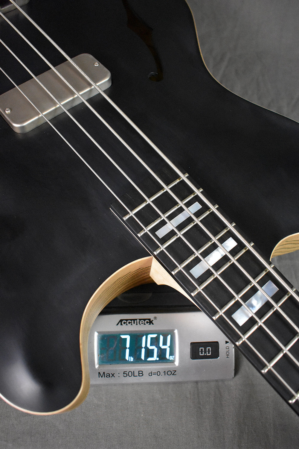 2023 Nik Huber Rietbergen Bass