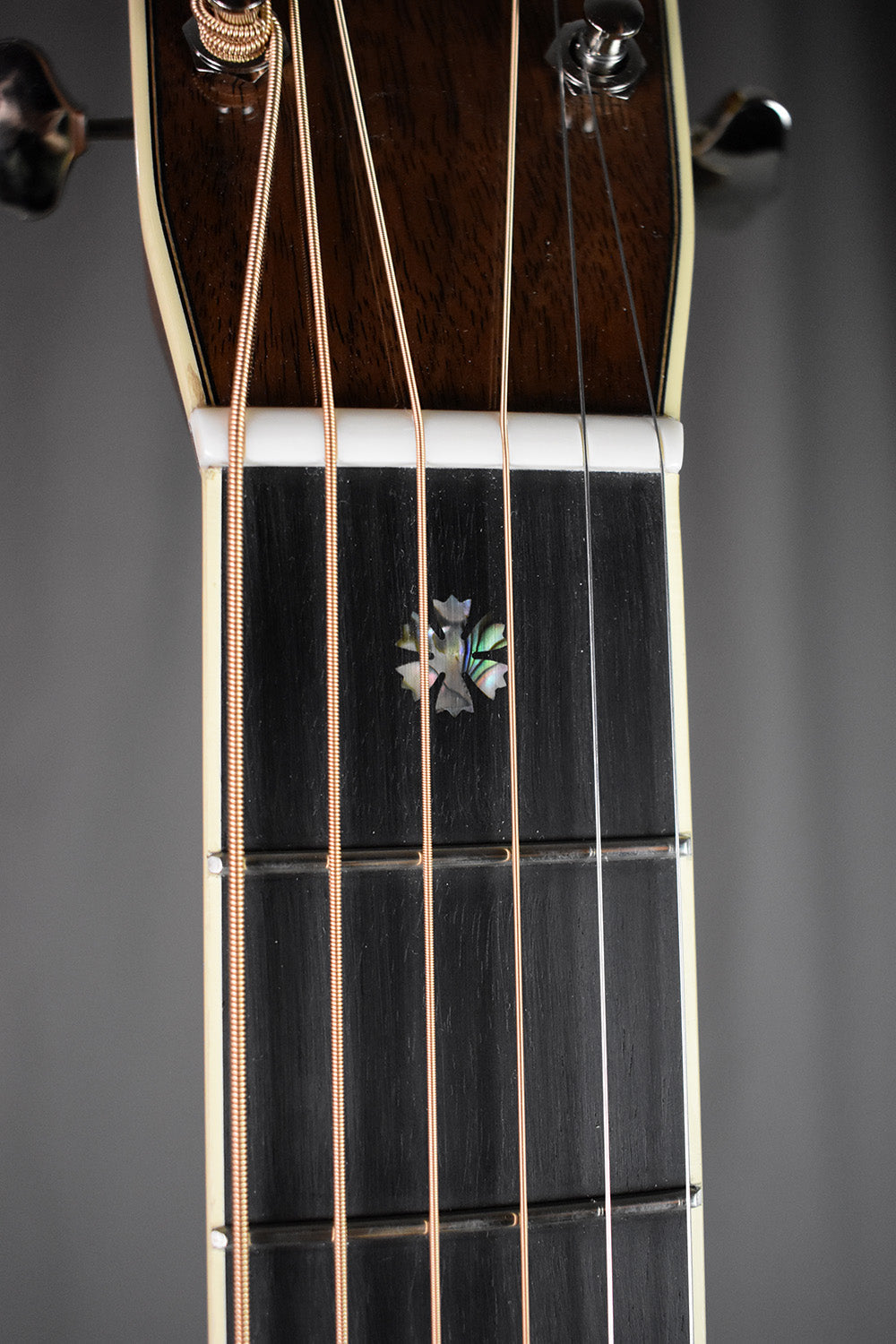 Martin Custom Shop 00-41 Black Walnut Torch