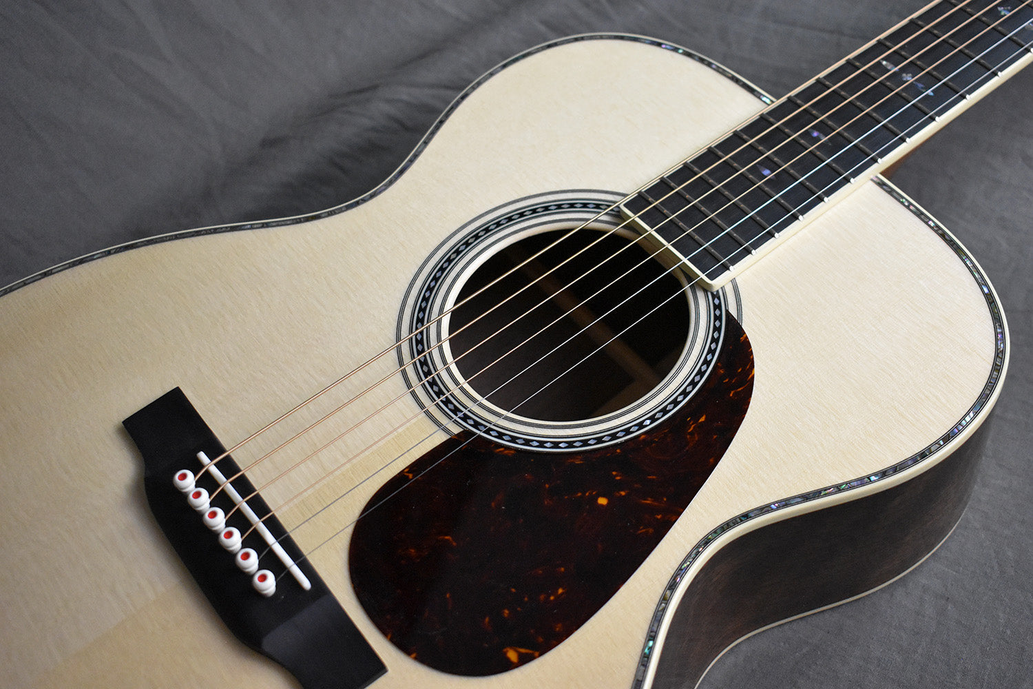 Martin Custom Shop 00-41 Black Walnut Torch
