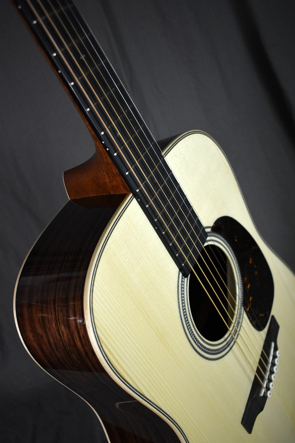 Martin Custom Shop D-28 Wild Grain
