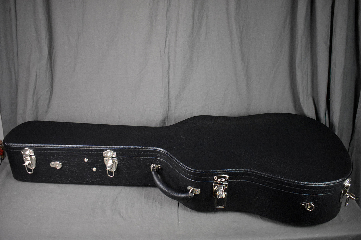 Bourgeois D Custom Large Soundhole Blue Sinker Sitka Limited Edition