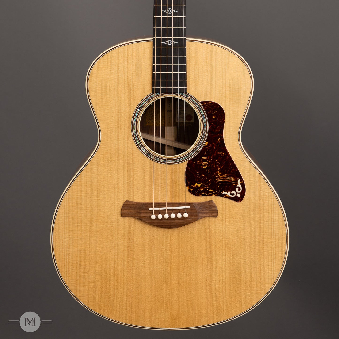 Taylor Acoustic Guitars - Gold Label 814e