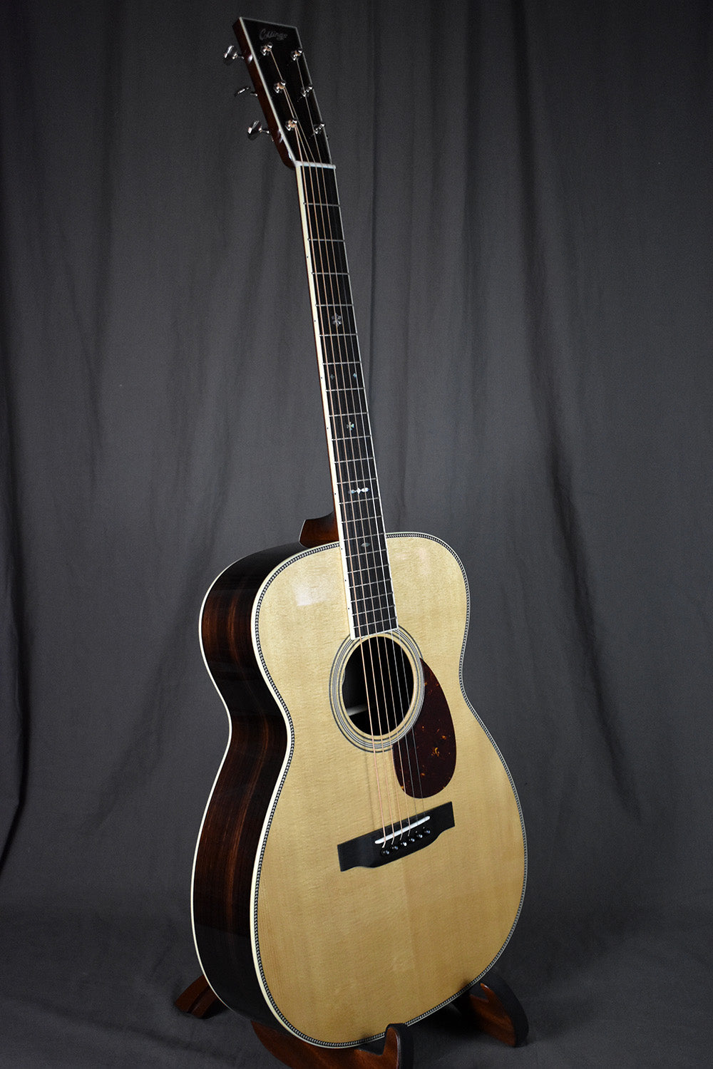 Collings 002H 14-Fret Old Growth Sitka & 42-Style Snowflakes
