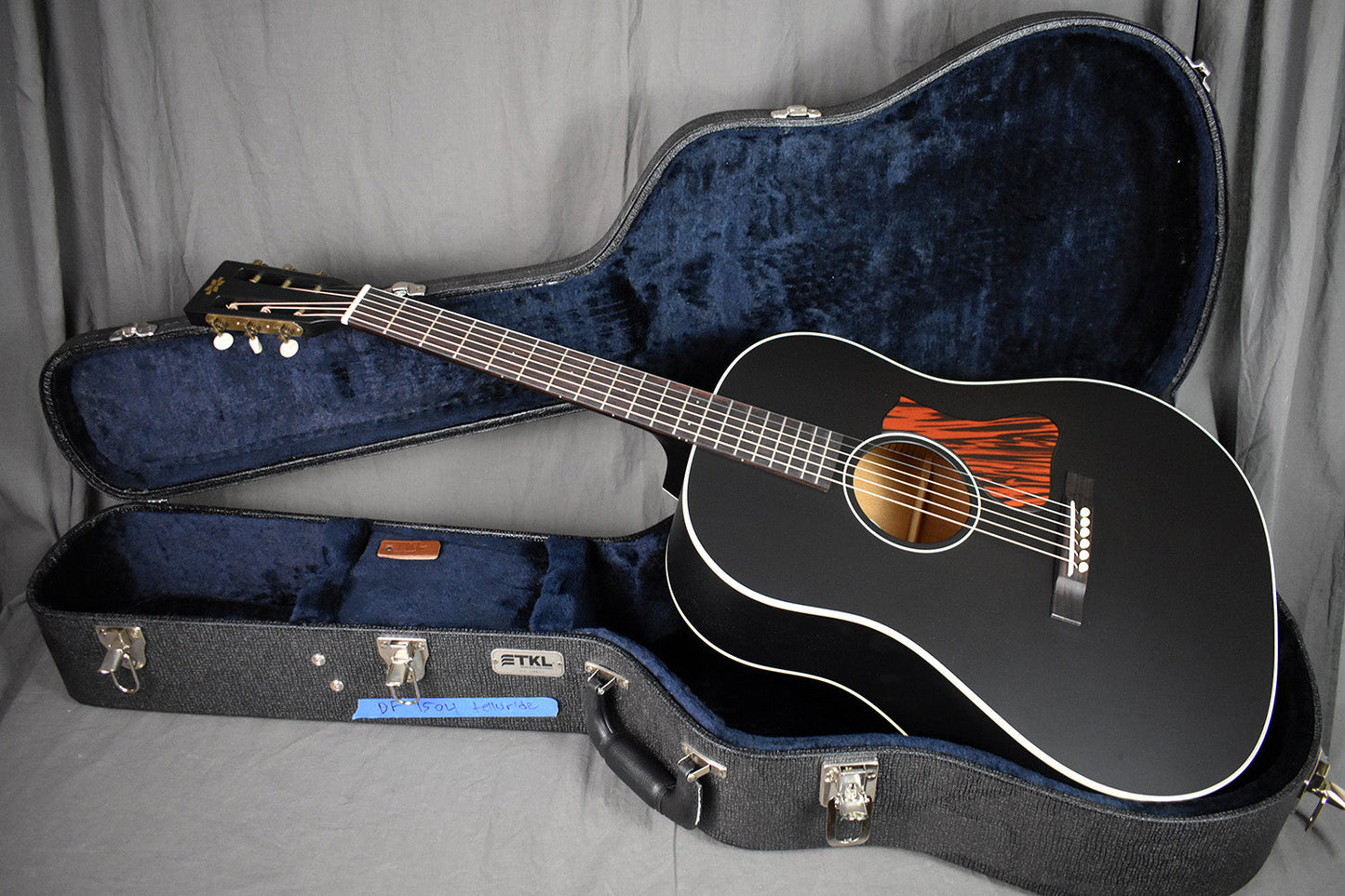 Iris DF Smeck All-Black Adirondack