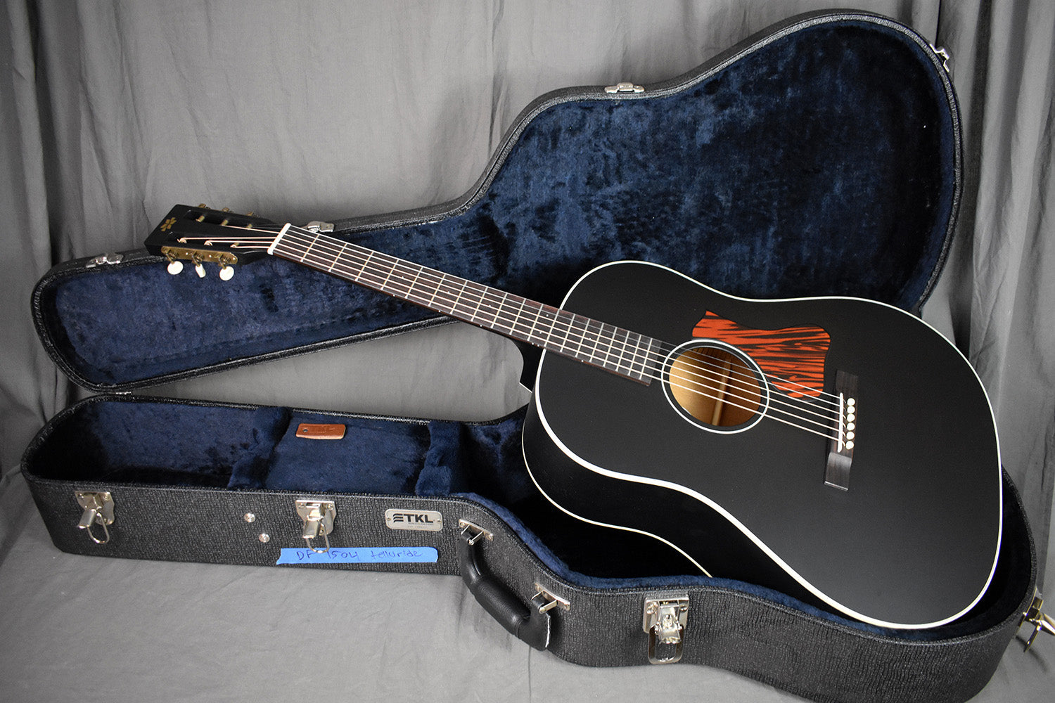 Iris DF Smeck All-Black Adirondack