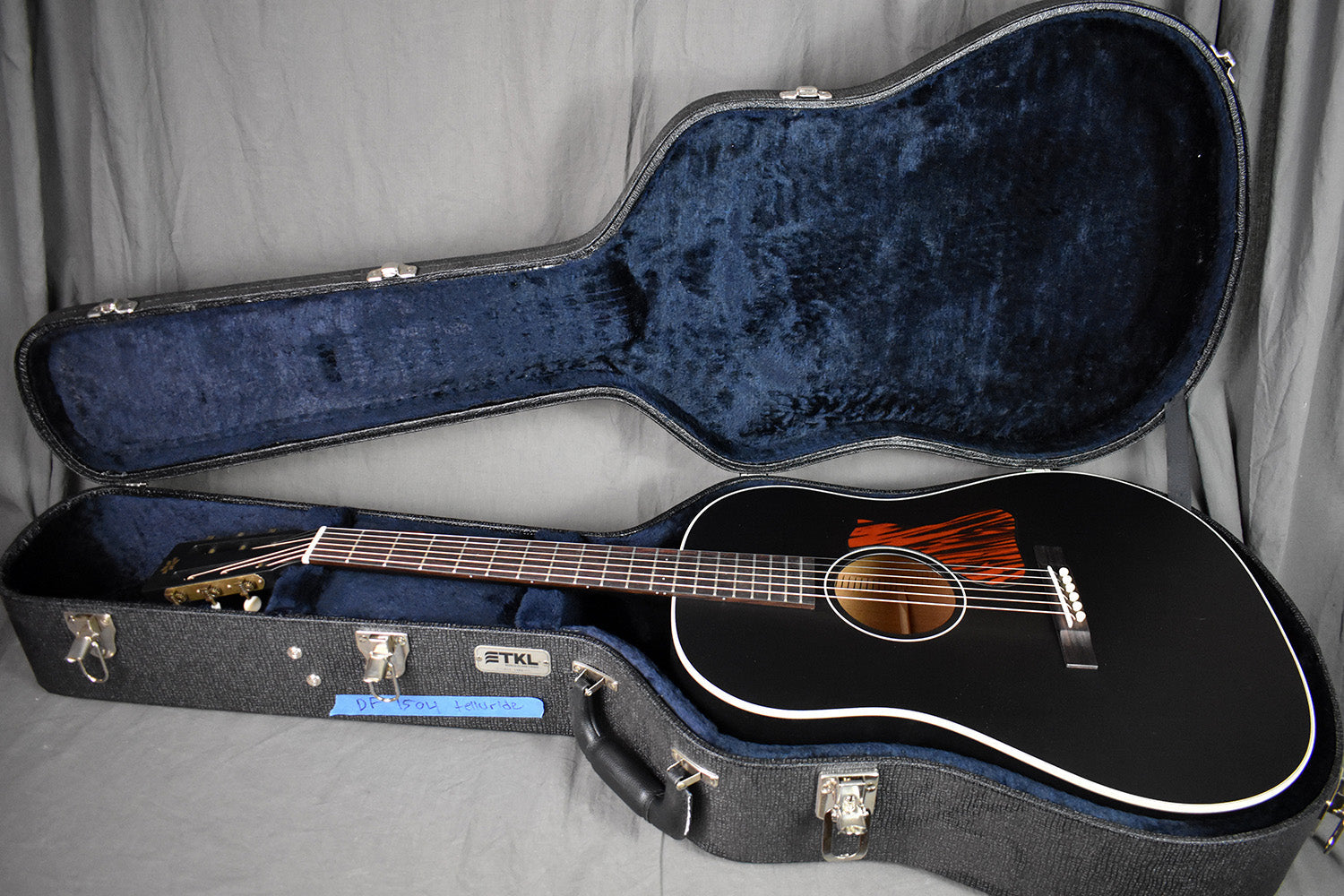 Iris DF Smeck All-Black Adirondack